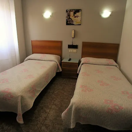 Iraipe Gorbea Auto Check-in Hotel Vitoria-Gasteiz