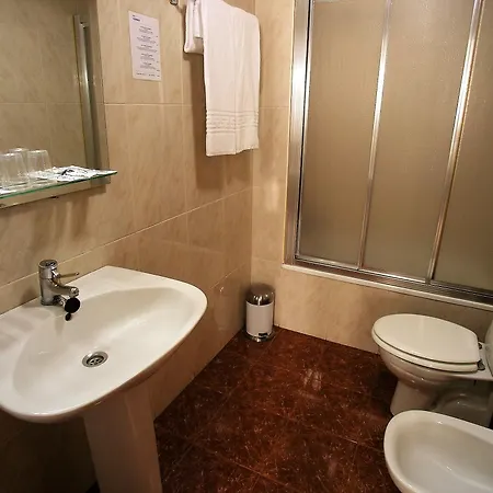 Iraipe Gorbea Auto Check-in * Vitoria-Gasteiz