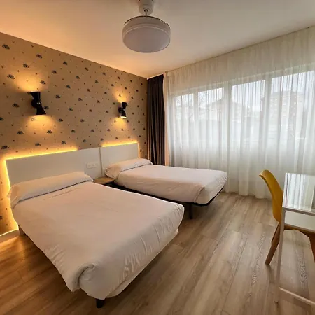 Iraipe Gorbea Auto Check-in Hotel Vitoria