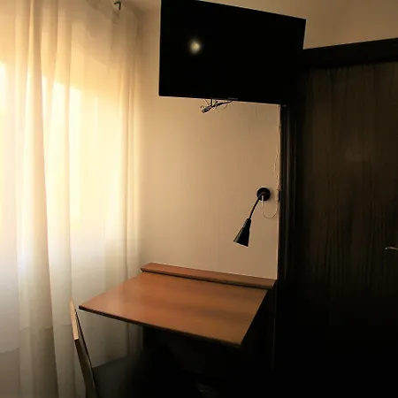 Iraipe Gorbea Auto Check-in Hotel Vitoria-Gasteiz