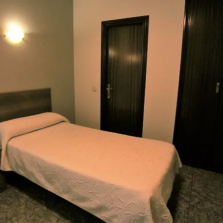 Iraipe Gorbea Auto Check-in Hotel *