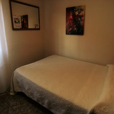 Iraipe Gorbea Auto Check-in Hotel Vitoria-Gasteiz