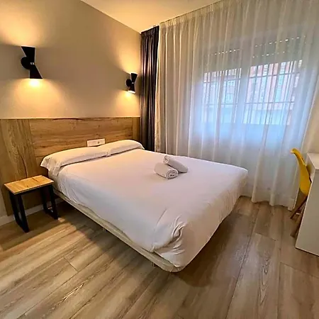 Iraipe Gorbea Auto Check-in Hotel