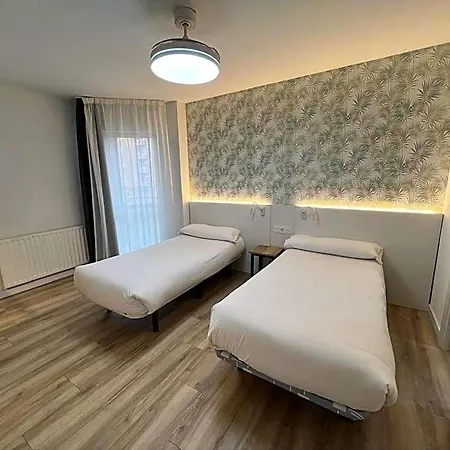 Iraipe Gorbea Auto Check-in * Vitoria-Gasteiz