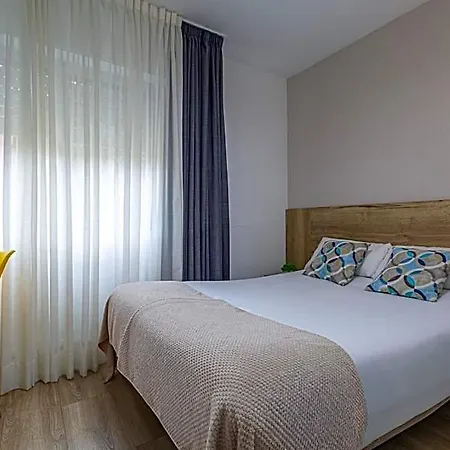 Iraipe Gorbea Auto Check-in Hotel