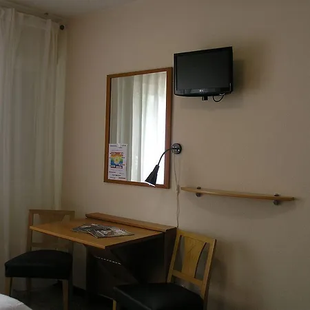 Hotel Iraipe Gorbea Auto Check-in Vitoria-Gasteiz