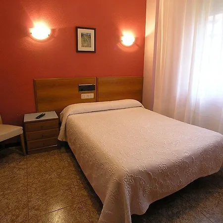 Szálloda Iraipe Gorbea Auto Check-in Vitoria-Gasteiz