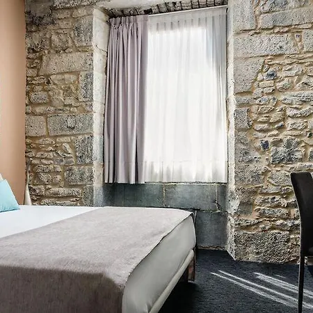 Iraipe Gorbea Auto Check-in Hotel *