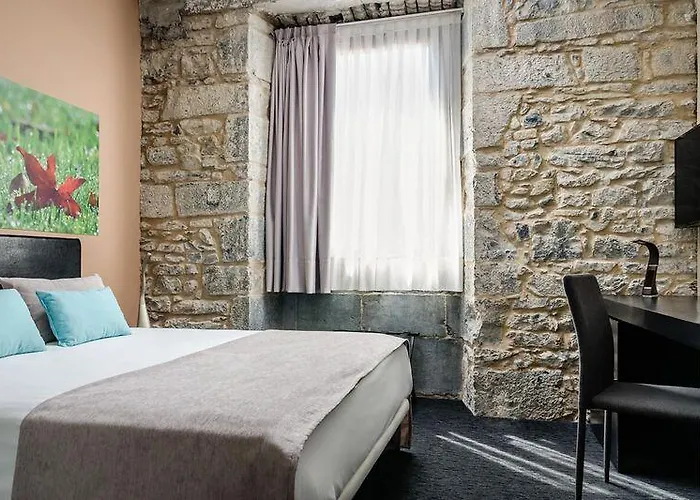 Iraipe Gorbea Auto Check-in Hotel *